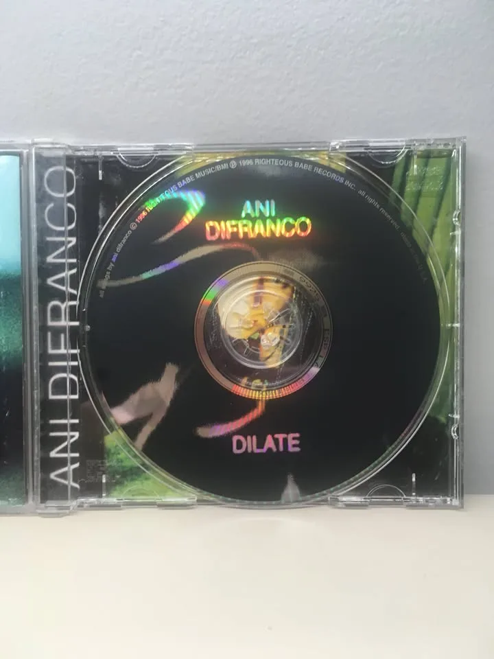 Ani Difranco - Dilate - CD With Lyric Sheet - Like New image indicator(2)