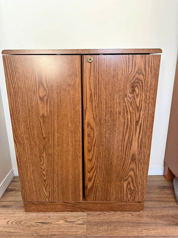 Wood Cabinet