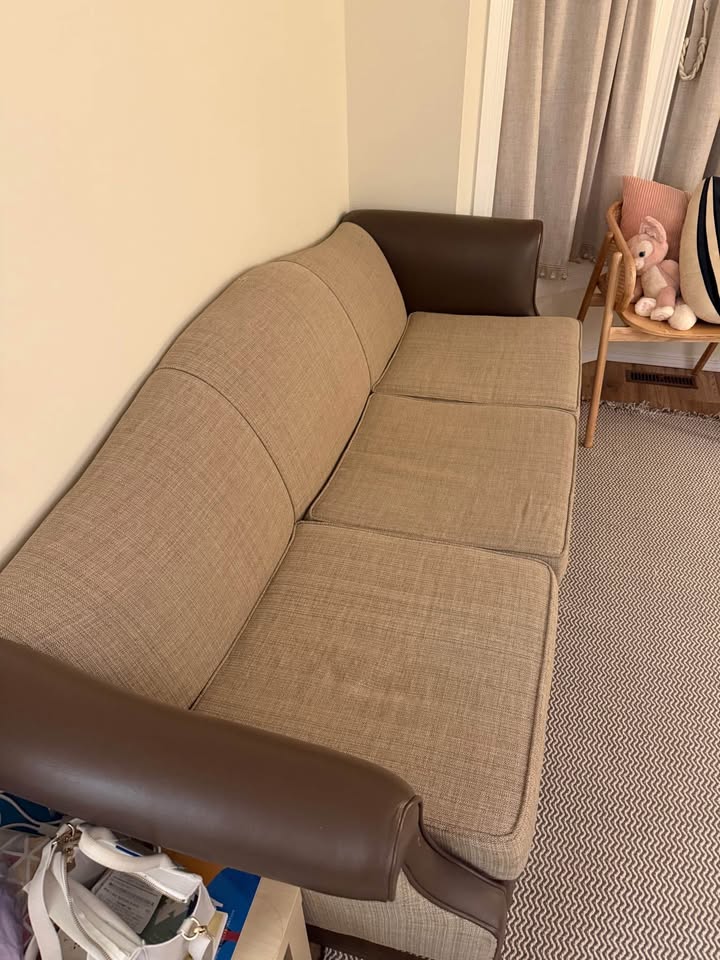 Ethan Allen Couch - Leather & Fabric - photo 2