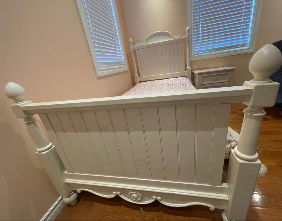 Solid wood twin bedframe and night table - photo 2