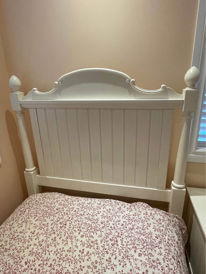 Solid wood twin bedframe and night table - photo 3