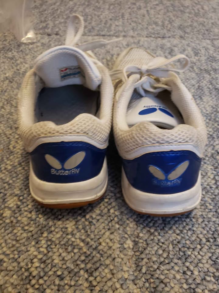 White butterfly table tennis shoes - photo 4
