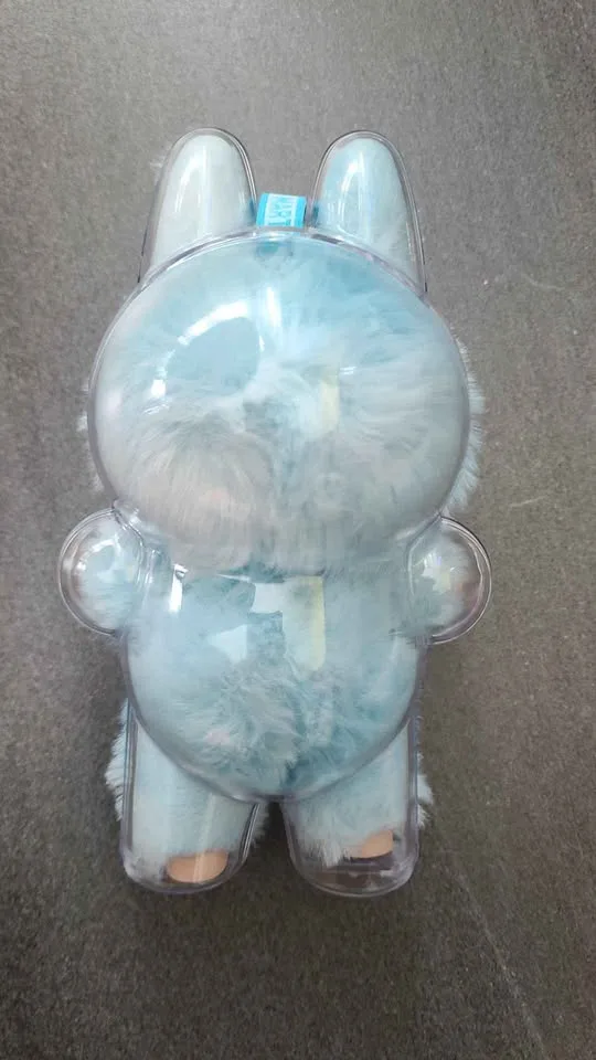 Labubu protective plastic case image indicator(3)