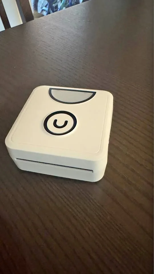PoooliPrint L2 Inkless Pocket Printer for iOS thumbnail