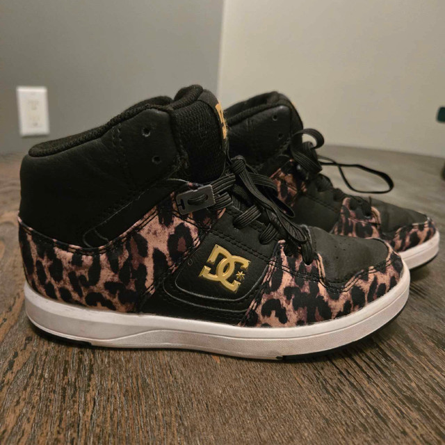 DC Youth Shoes - photo 2