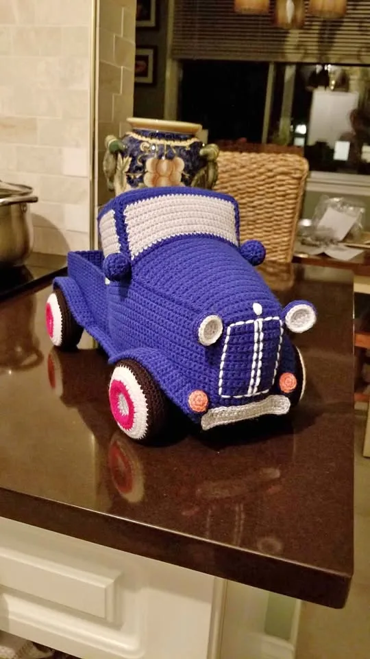 Truck Amigurumi Crochet thumbnail