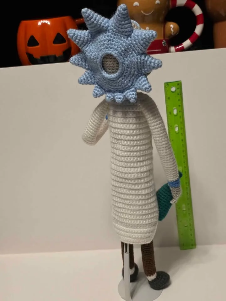 Rick Sanchez Amigurumi Crochet image indicator(4)