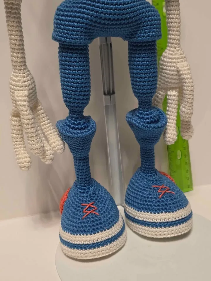 Large Robot Amigurumi Crochet image indicator(4)