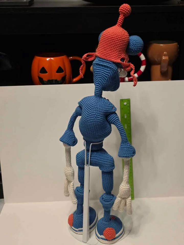 Large Robot Amigurumi Crochet image indicator(5)