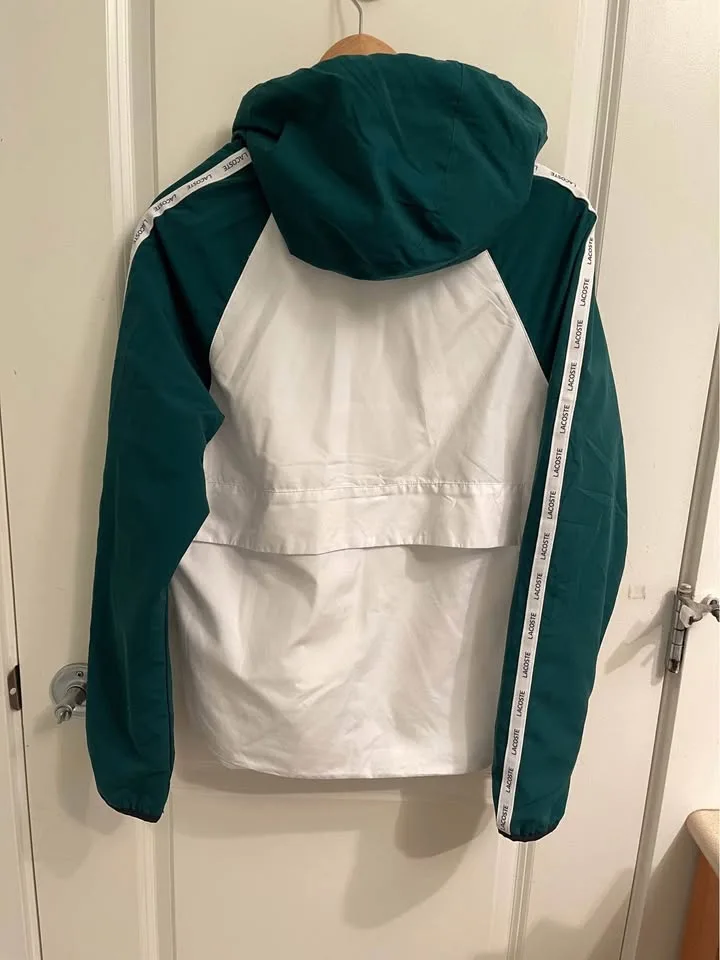 Lacoste Windbreaker size 16A-boys new with tags image indicator(2)