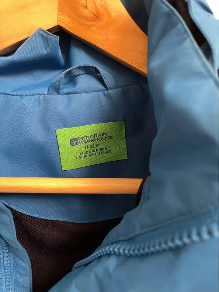 Mountain warehouse jacket- boys size 11-12 image indicator(3)