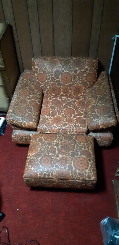 Oversized chair