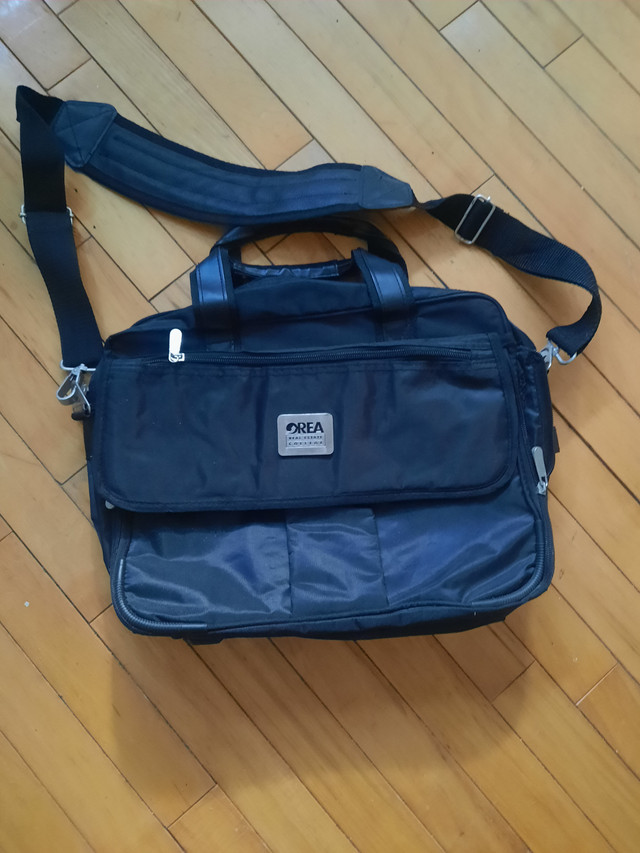 Laptop/book bags - photo 3