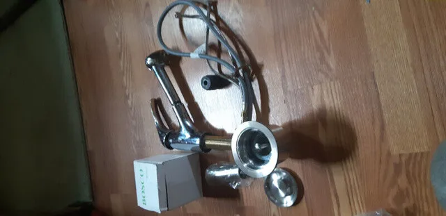 Kitchen Faucet thumbnail