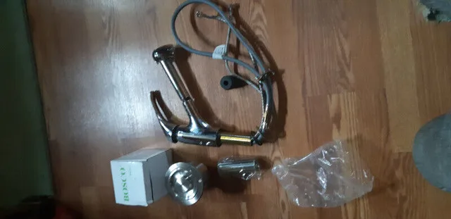 Kitchen Faucet image indicator(2)