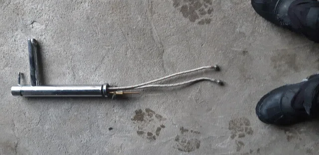 Kitchen Faucet image indicator(3)