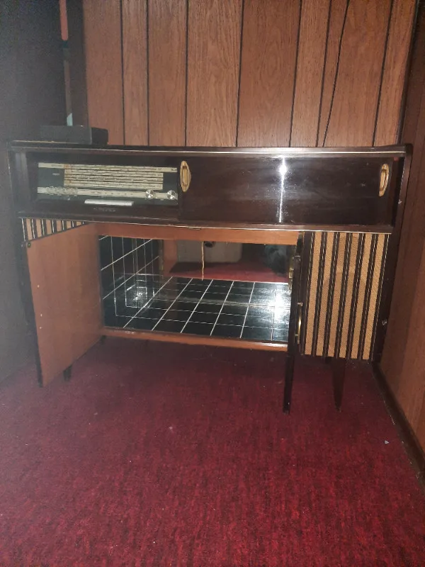 Credenza image indicator(2)