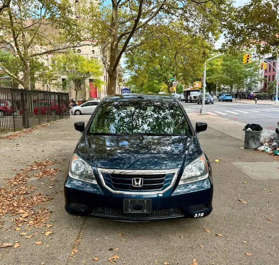 2010 Honda Odyssey image indicator(2)