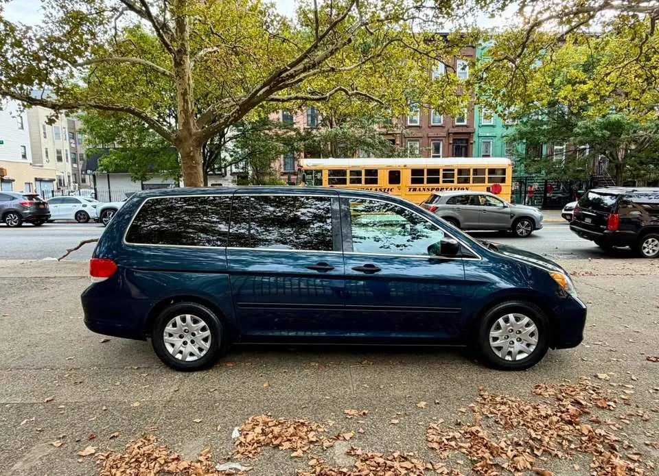 2010 Honda Odyssey image indicator(5)