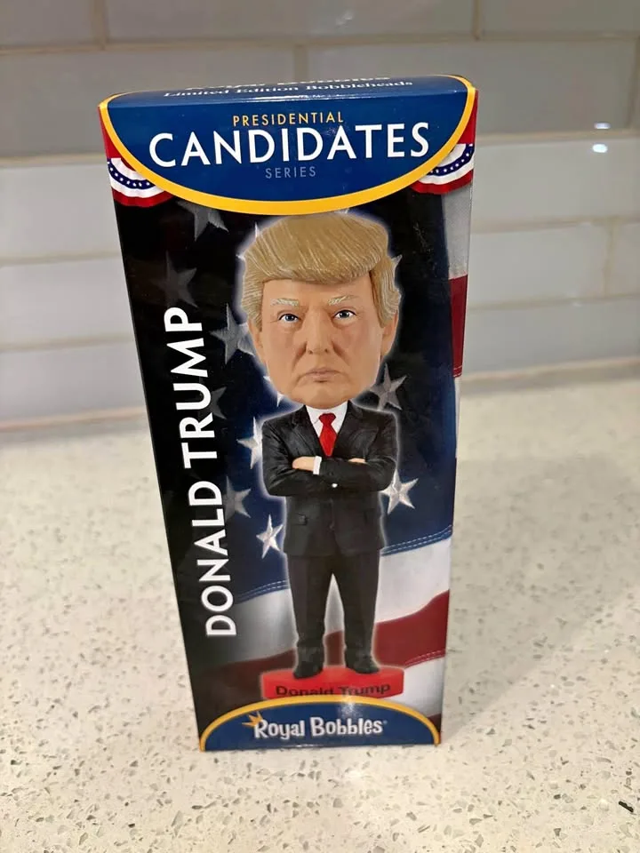 Bobblehead thumbnail