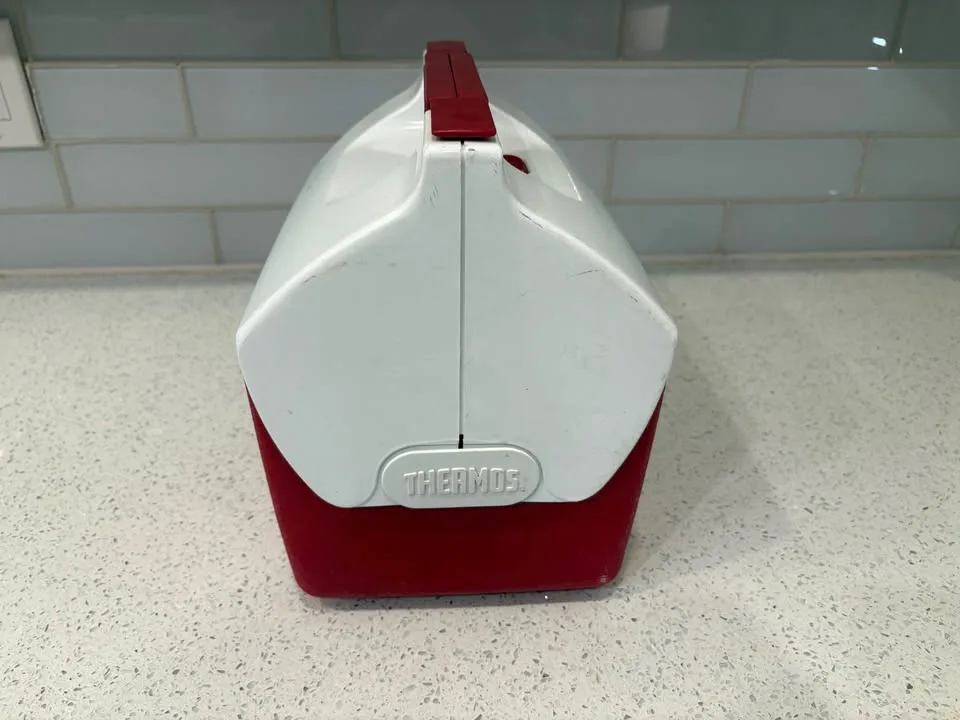 vintage Thermos 10 cooler , 7qt image indicator(2)