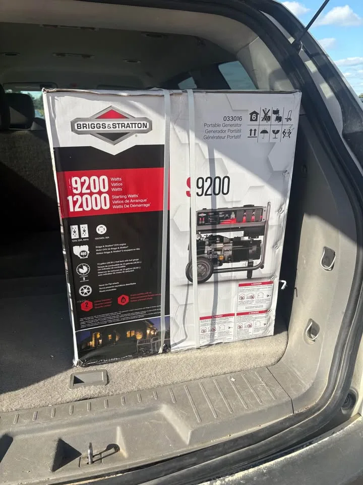 Briggs & Stratton 9200W Generator with CO Guard image indicator(2)