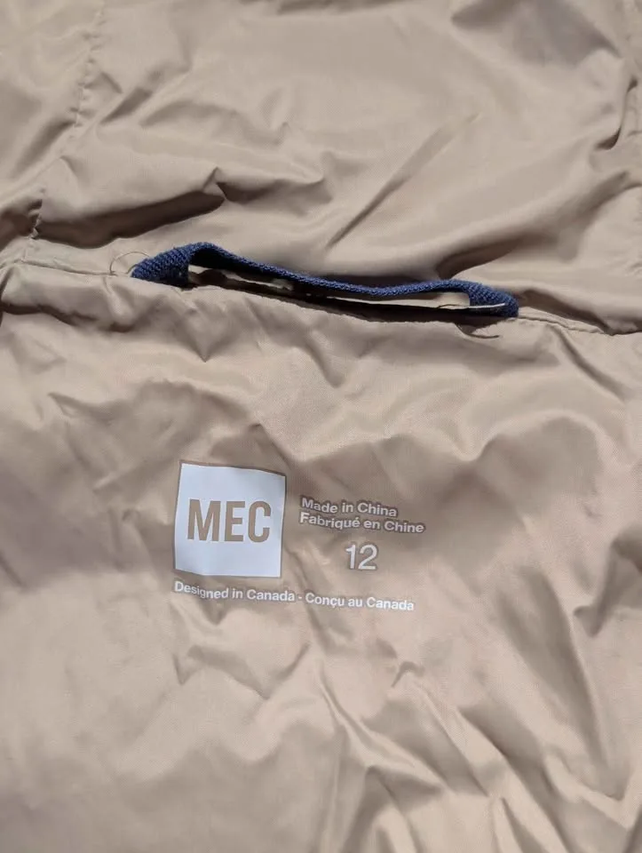 MEC Red besnow winter jacket - size 12 image indicator(5)