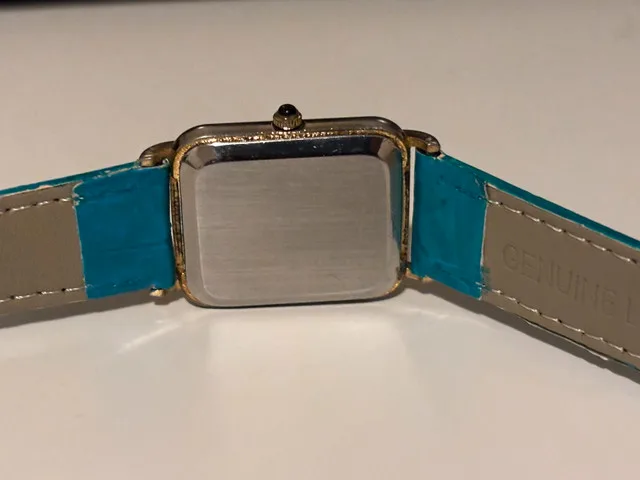 Vintage luxury watch image indicator(4)