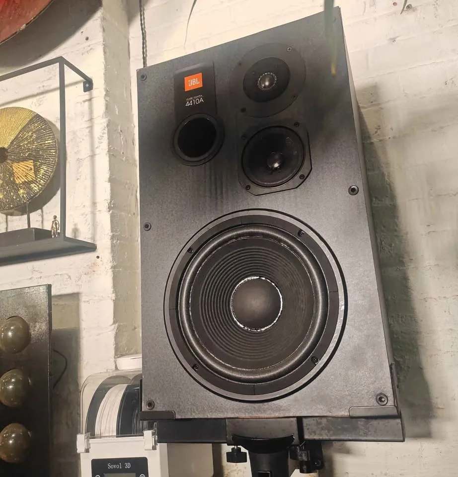 Rare JBL 4410 Studio Monitors image indicator(2)