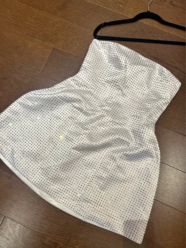Baby boo Paloma Mini Dress- Size M thumbnail