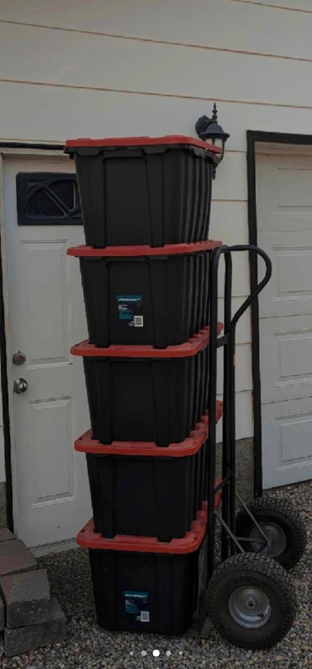 Moving? pack with bins, no taping cardboard