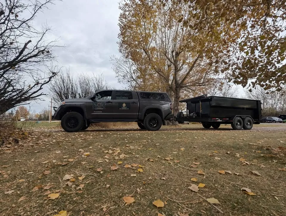 Junk removal / Dumpster bin rentals image indicator(5)