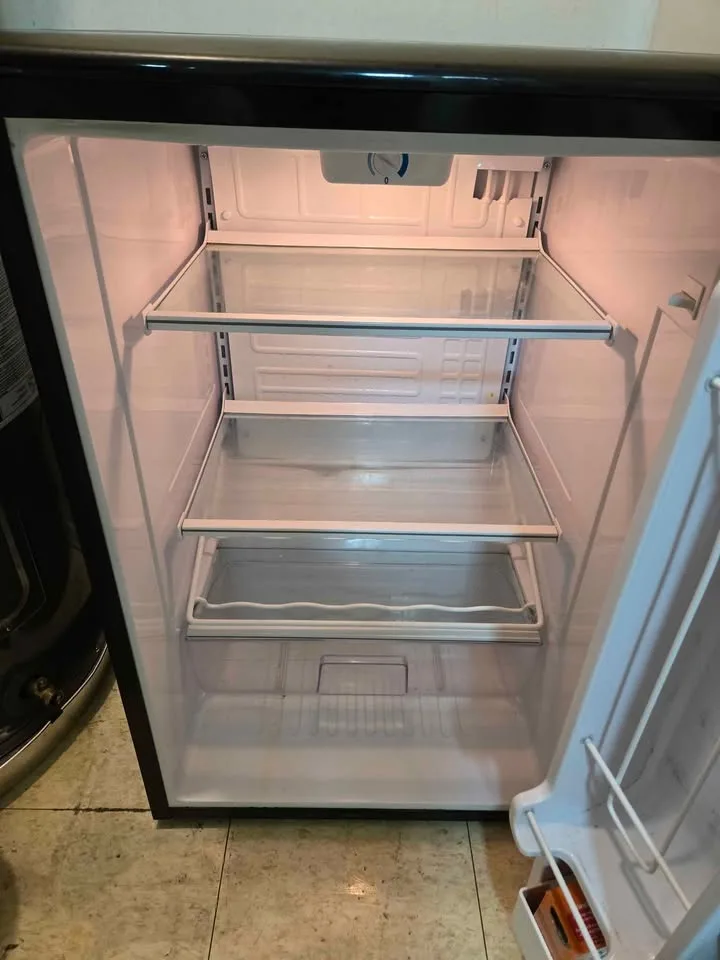 Danby Millennium Mini Fridge image indicator(3)