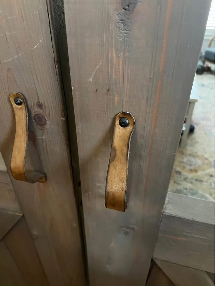 Barn Doors and Live edge Header image indicator(2)