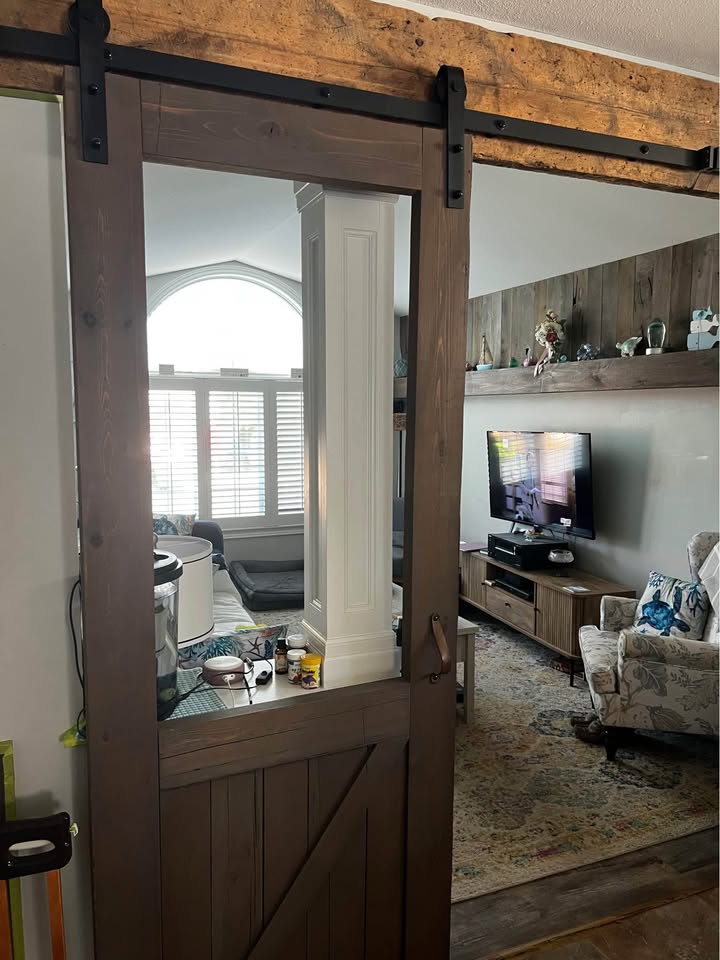 Barn Doors and Live edge Header - photo 5