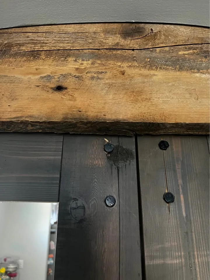 Barn Doors and Live edge Header image indicator(6)