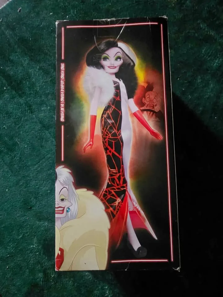 Disney Villians Barbies - Ursela, Evil Queen... image indicator(4)