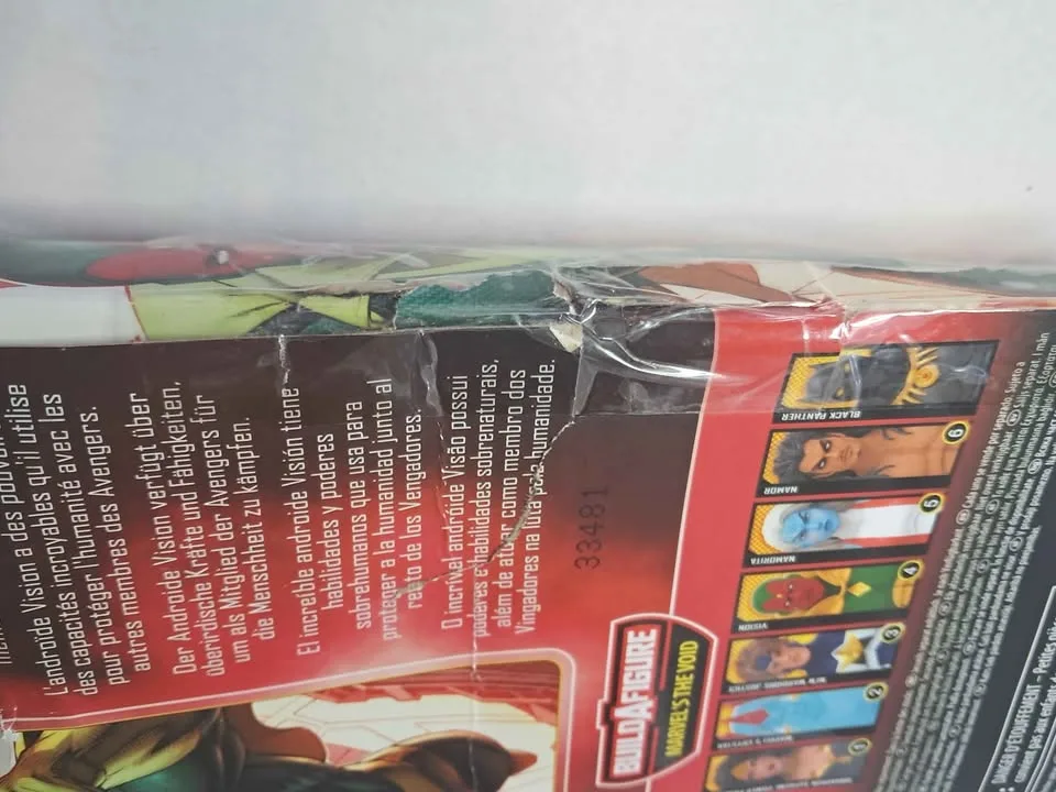 Marvel Legends VISION 6-Inch Action Figure BY HASBRO image indicator(3)