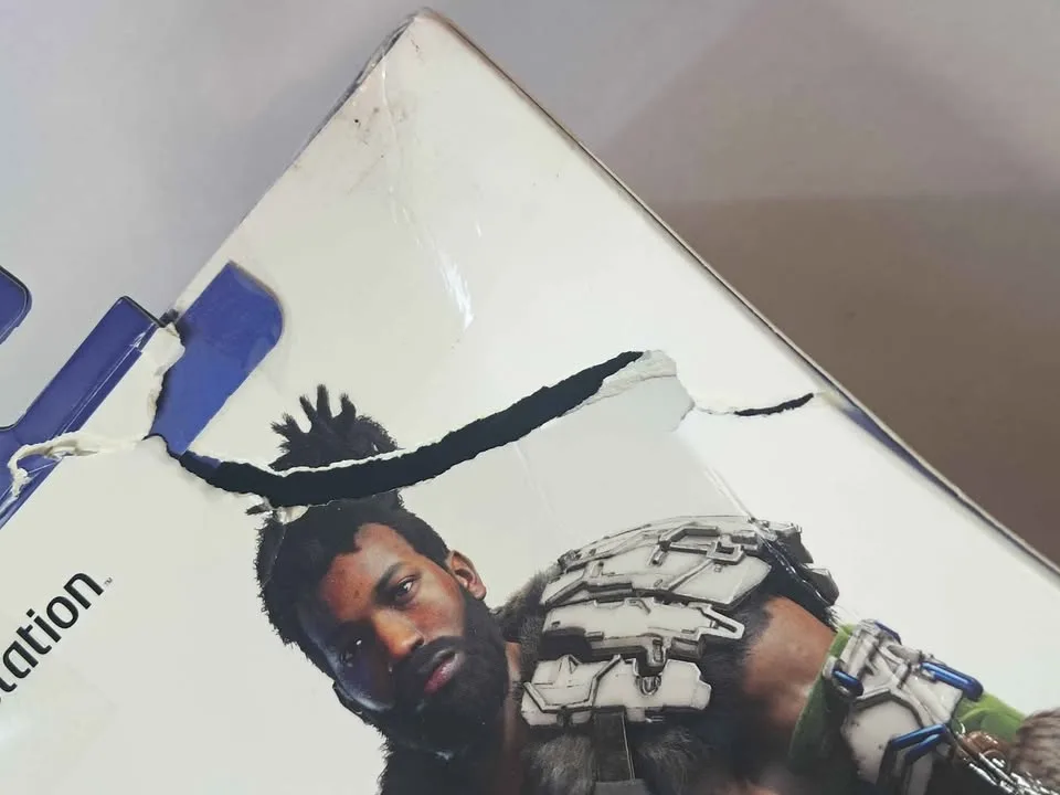 PlayStation Horizon Forbidden West Varl Action Figure image indicator(4)