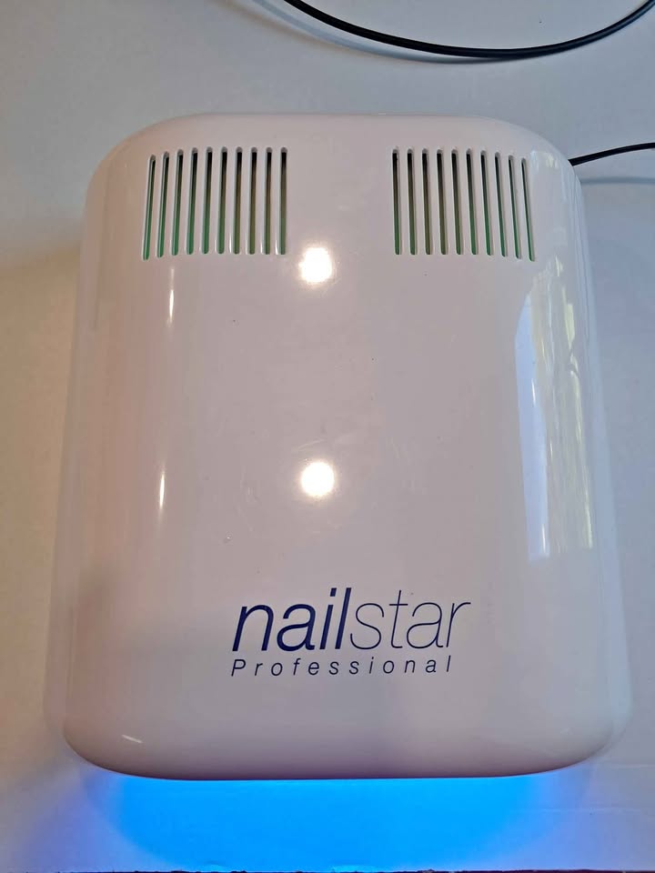 NailStar 36 Watt UV Nail Dryer Lamp