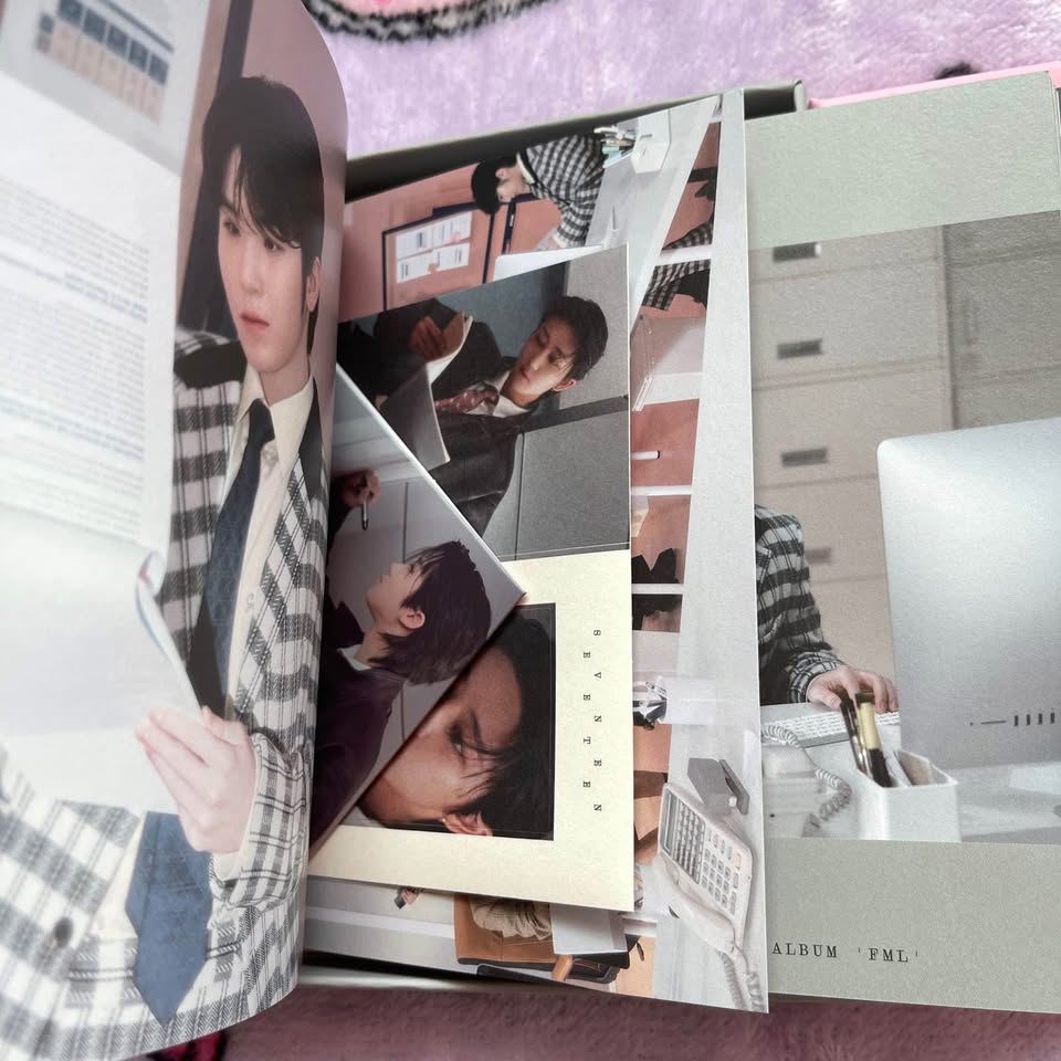 Seventeen FML Album Jun’s signature - photo 2