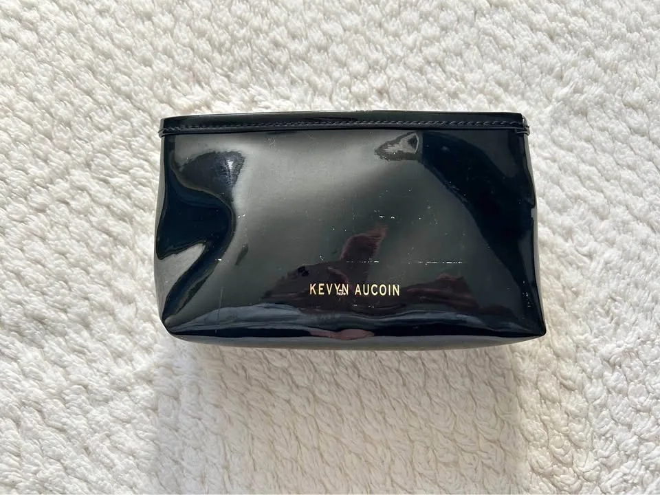 Kevyn Aucoin mini make up bag thumbnail