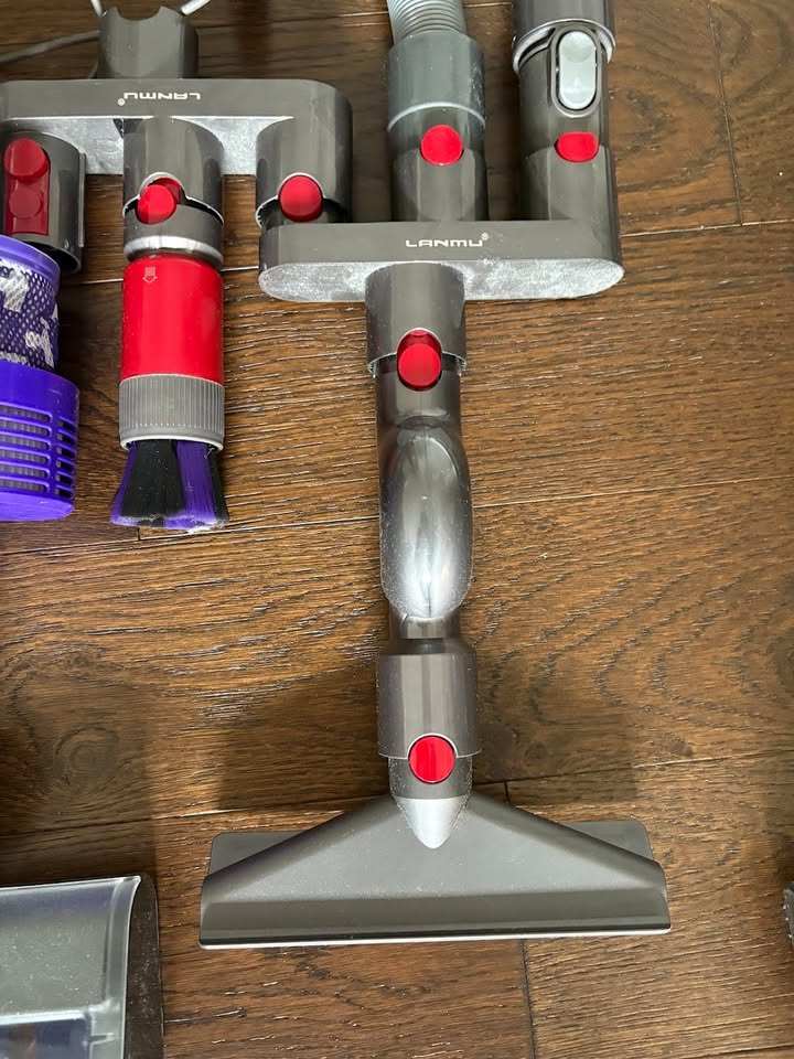 Dyson Cyclone V10 Motorhead - photo 3