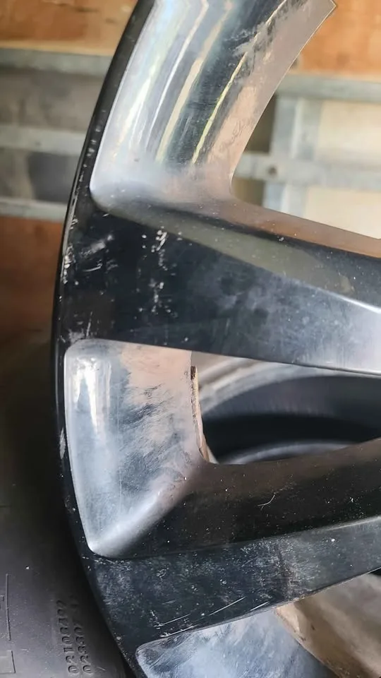 18 inch, 5x114.3, 67.1mm CB, +40mm offset, Dodge Avenger image indicator(6)