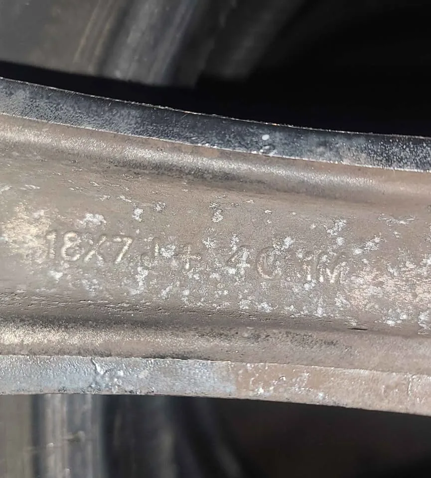 18 inch, 5x114.3, 67.1mm CB, +40mm offset, Dodge Avenger image indicator(10)