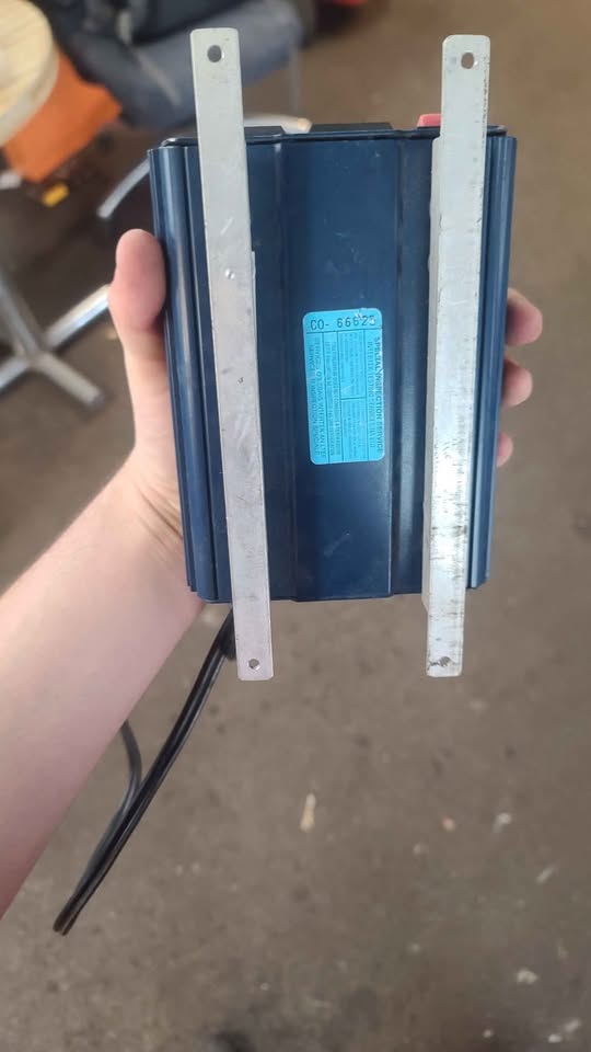 Portawattz 300 Power Inverter - photo 5