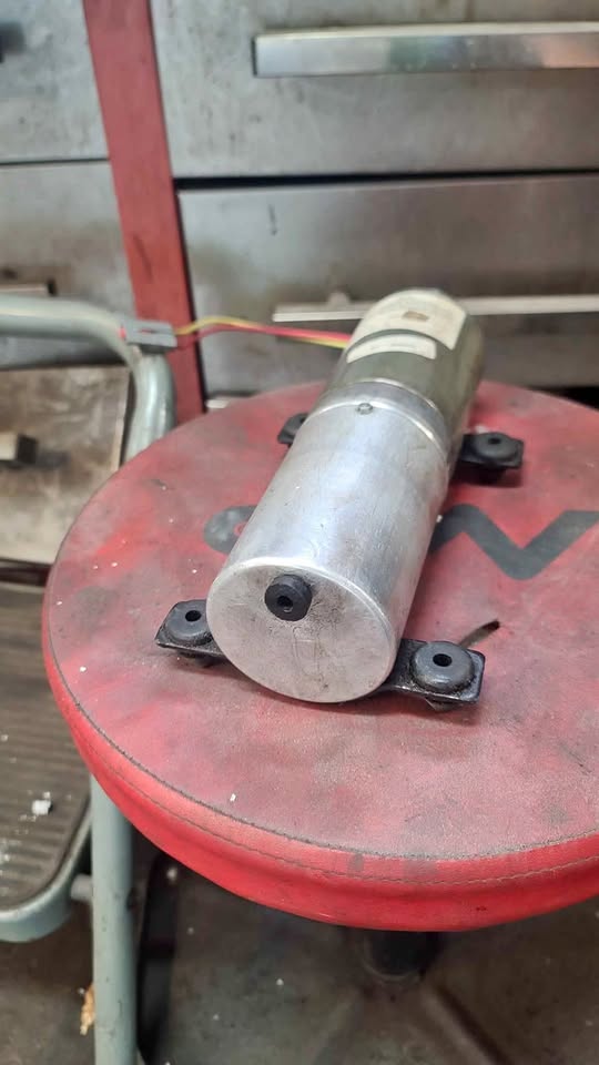 Convertible Motor from 2002 Ford Mustang