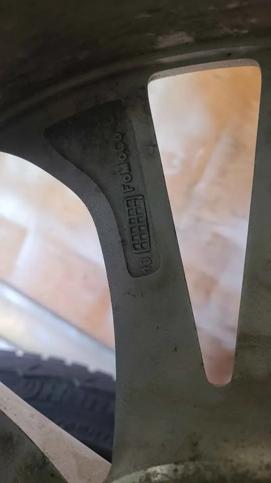 Pair of 19inch Rims fits Ford Taurus image indicator(7)