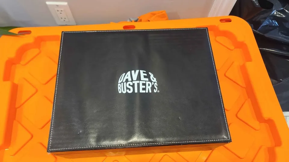 Dave and Busters Decanter Set 5-Piece image indicator(2)