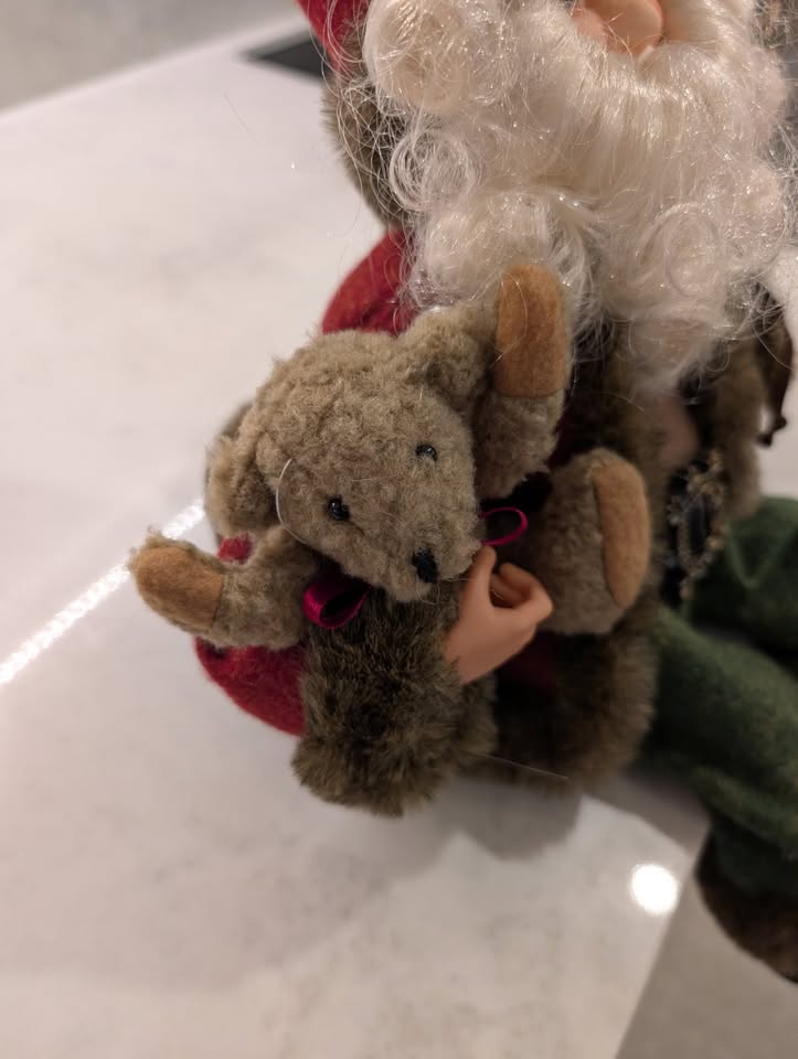 Santa Clause with Toy Sack and Teddy Bear - photo 3